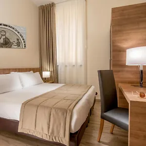 Hotel Casa Per Ferie Santa Maria Alle Fornaci Roma