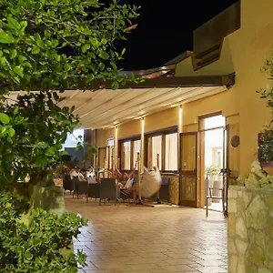 Alba D'amore & Lampedusa
